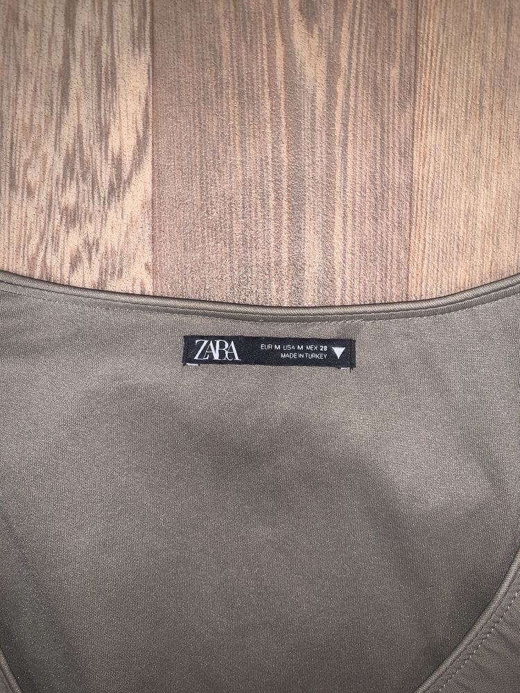 Платье Zara