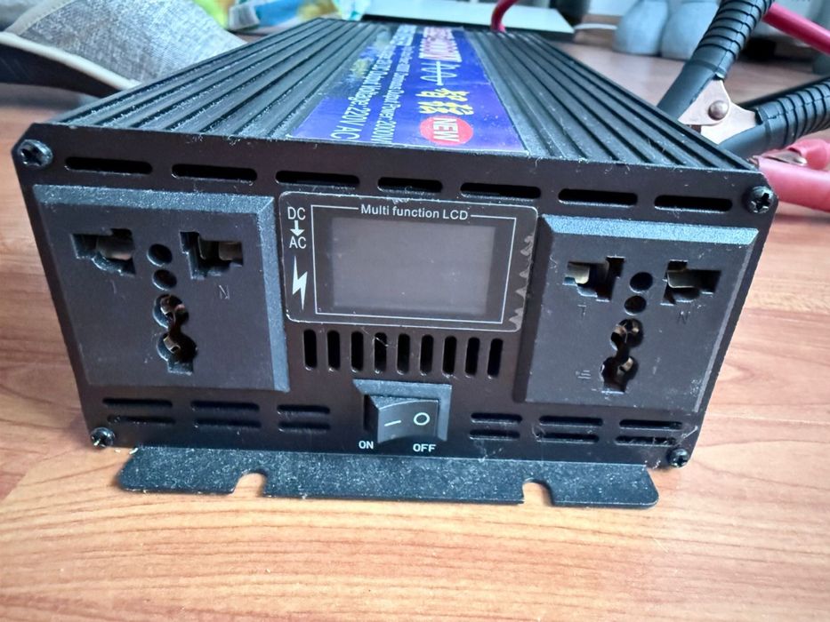 інвертор 4000W, 12-220V з чистою синусоїдою