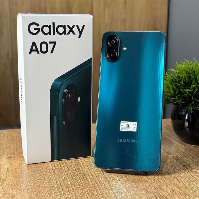 Мобільний телефон Samsung Galaxy A07 4/128GB GREEN Смартфон