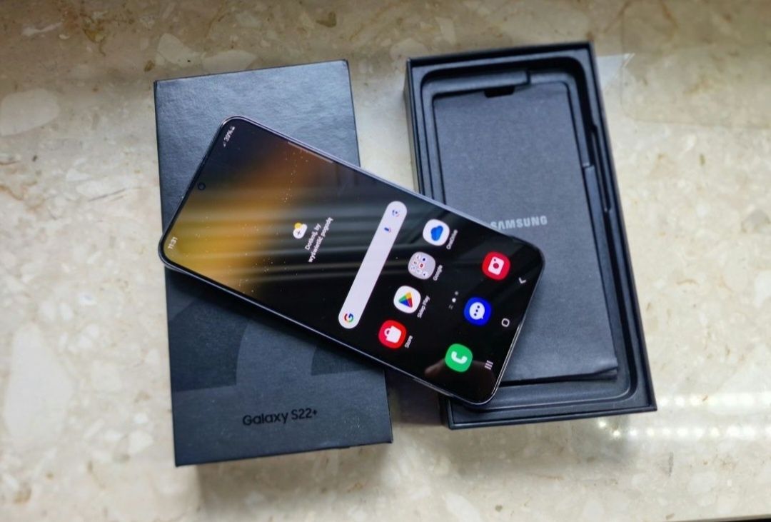 Samsung s22 plus 256GB