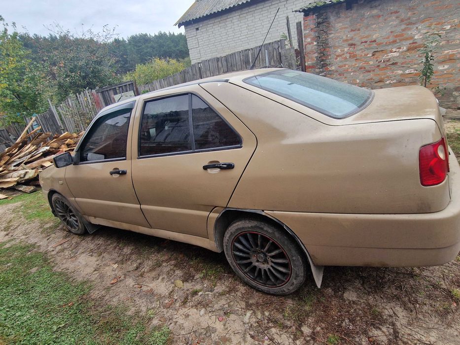 Машина в нормальном состояние нужно поминять прокладку под головкой