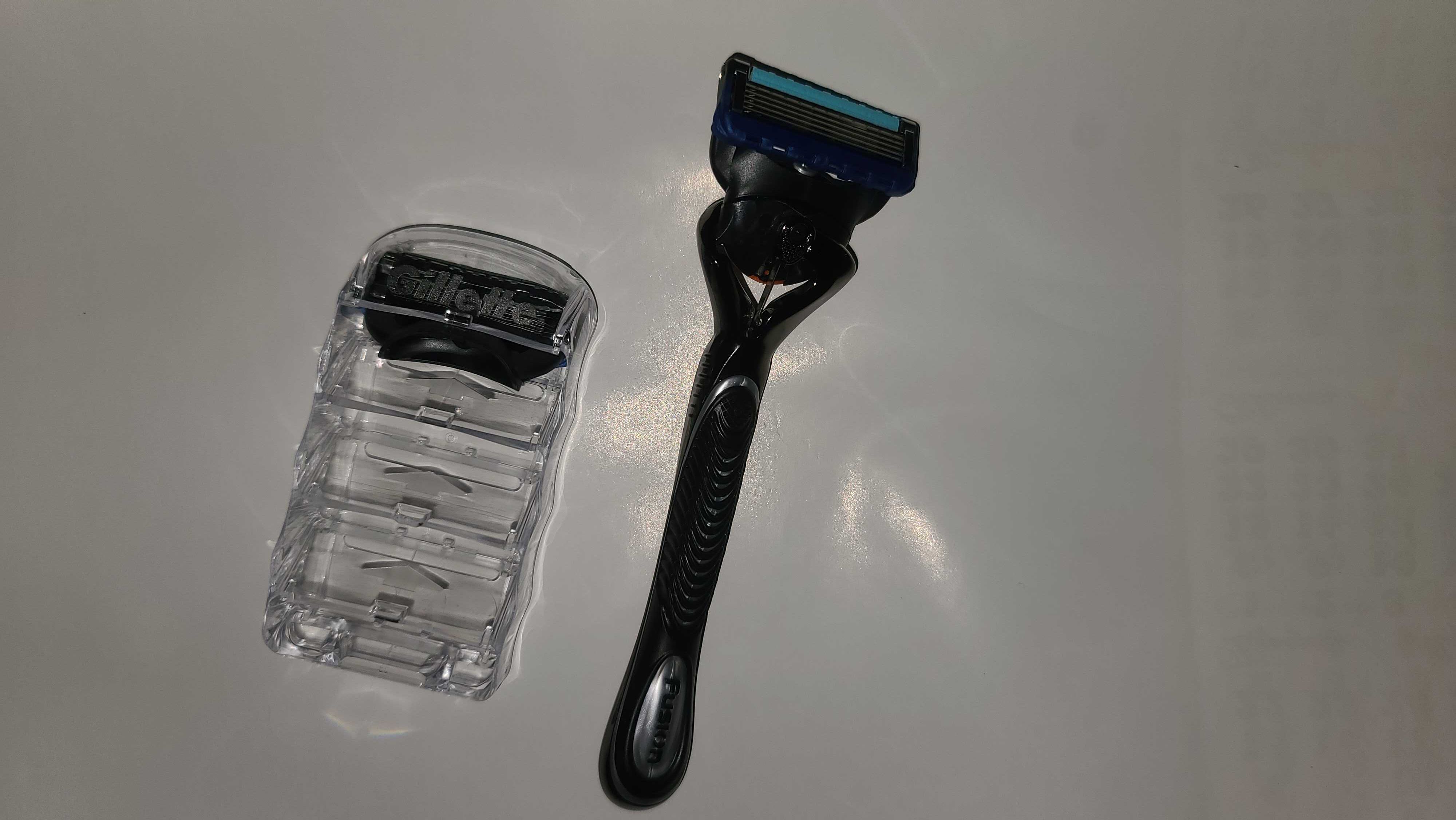 Станок гоління чол. Gillette Fusion5 ProGlide Flexball з 2 змін.картр.