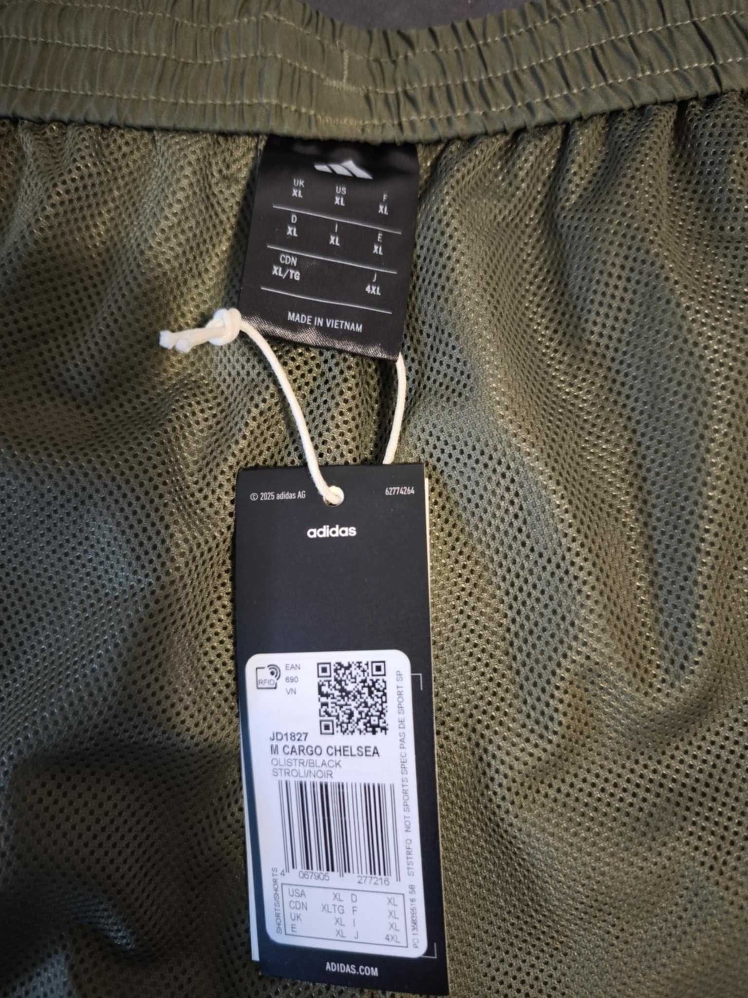 Calções Adidas -Novos