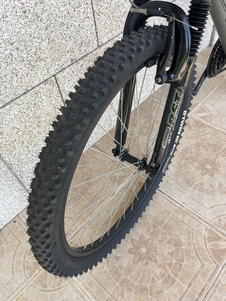 Bicicleta btt ( DS )