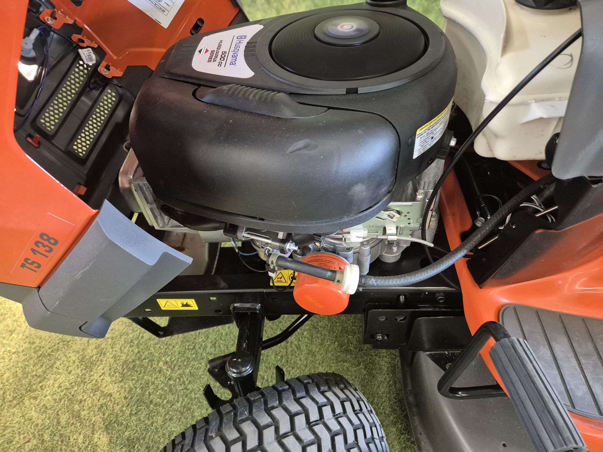 Traktorek kosiarka Husqvarna Briggs pompa oleju automat jak nowy