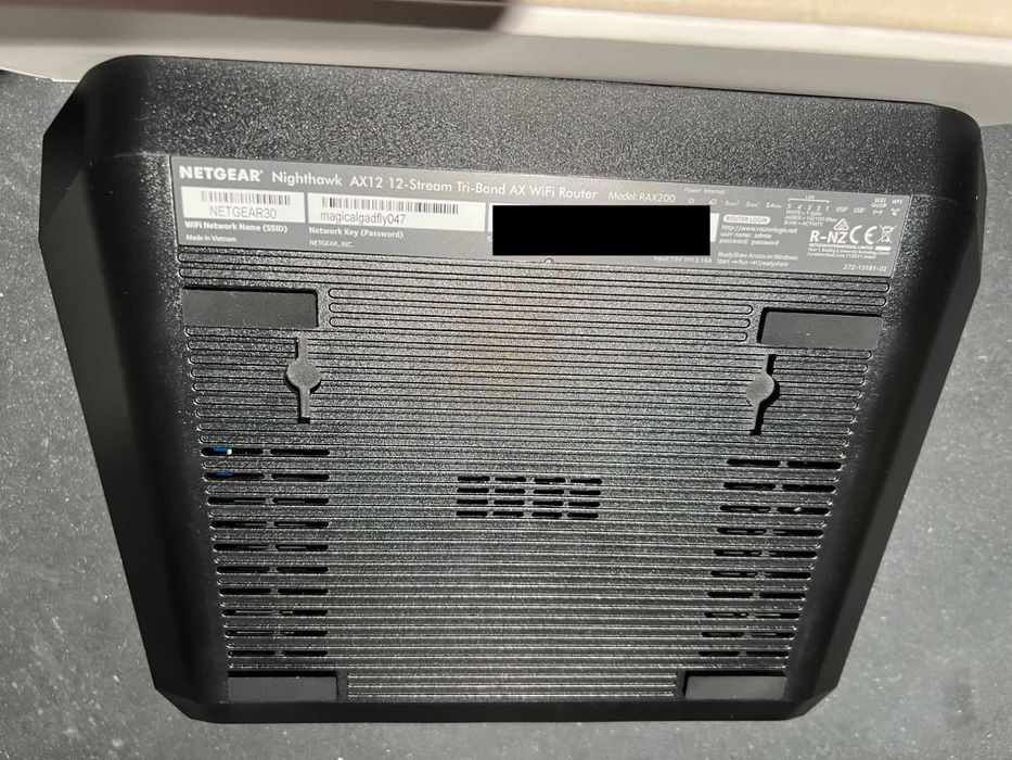 Netgear Nighthawk AX12 AX11000 RAX200