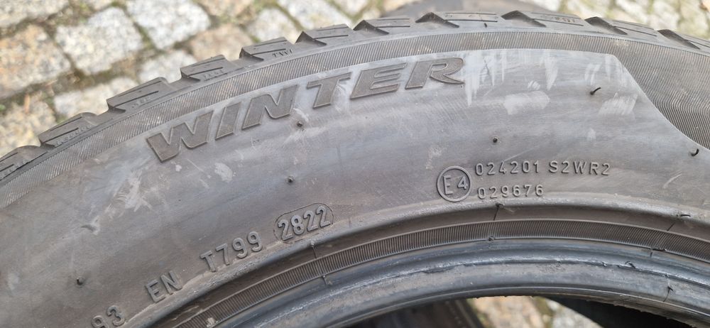 2 Opony zimowe 225/55/17 Pirelli Sottozero 3 2022 rok zima