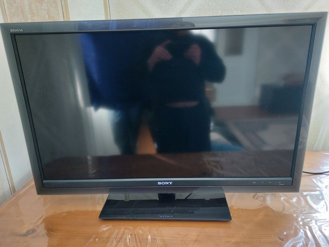 Телевізор SONY m:KDL-40Z5800