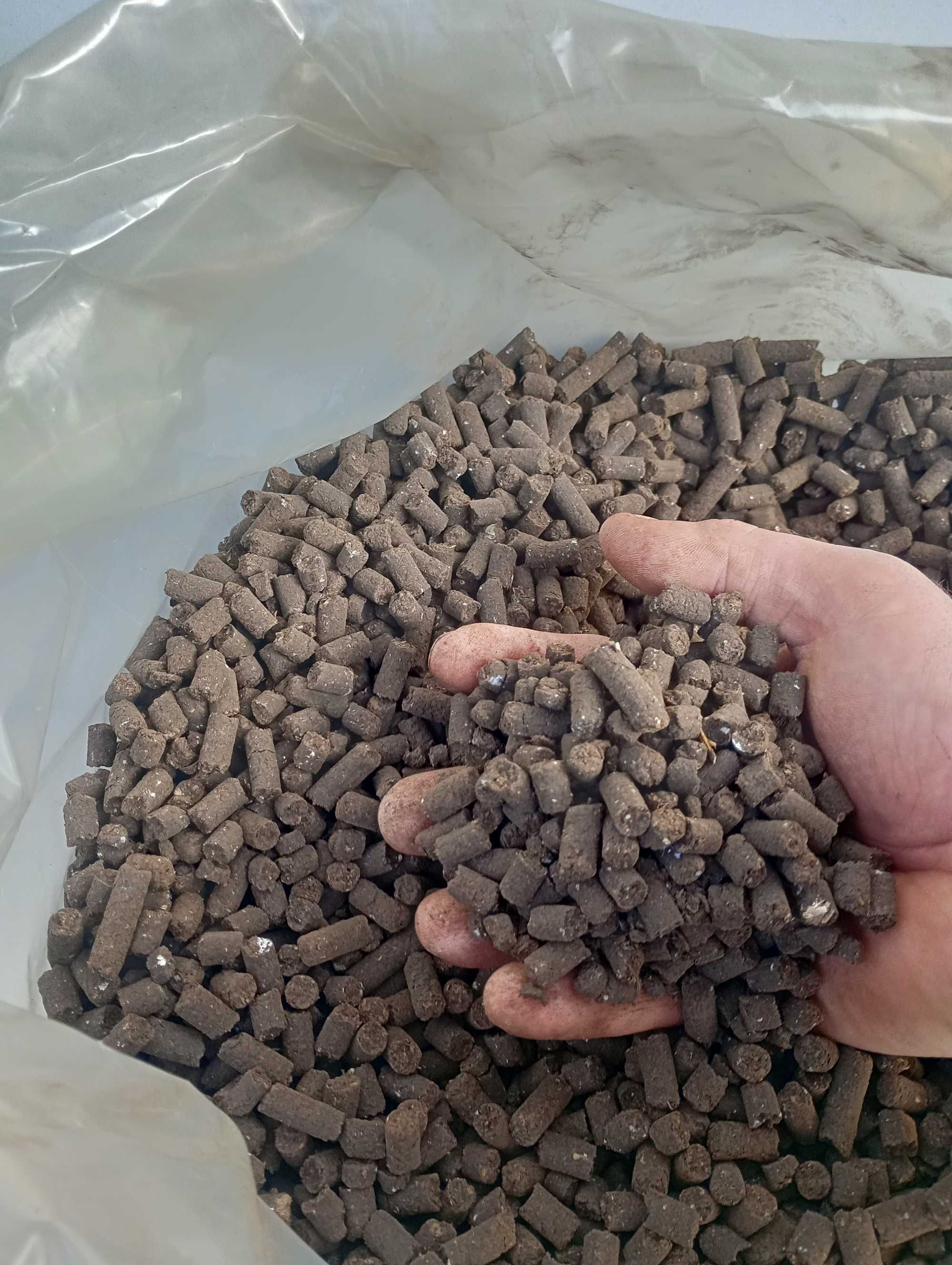 Nawóz naturalny na trawe do ogrodu sadu, granulat 20kg