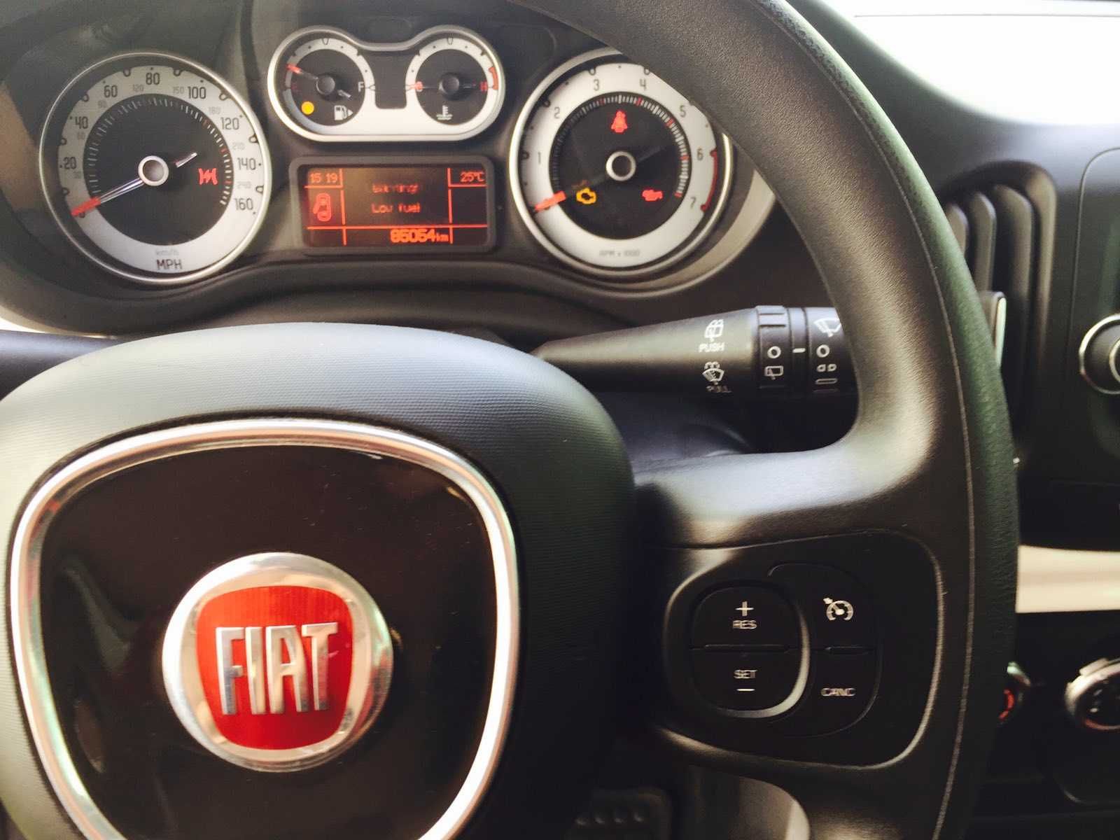 Fiat-500 L 2013 рік