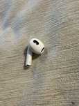 Продам один лівий навушник Airpods 3 a2564