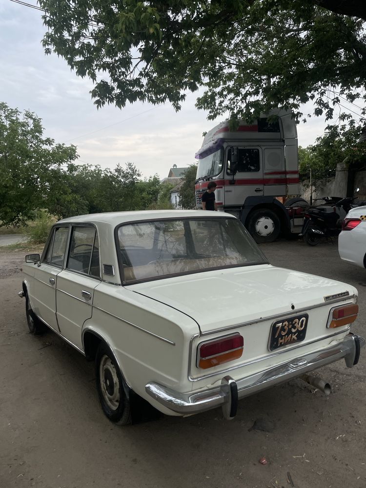 ВАЗ 2103 гаражное хранение