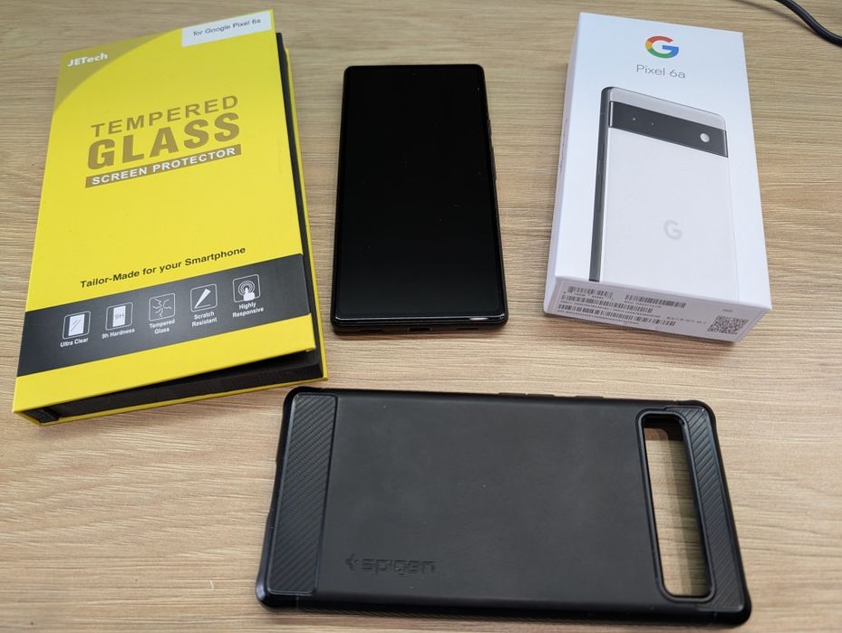 Pixel 6a - stan dobry, pokrowiec i szyba