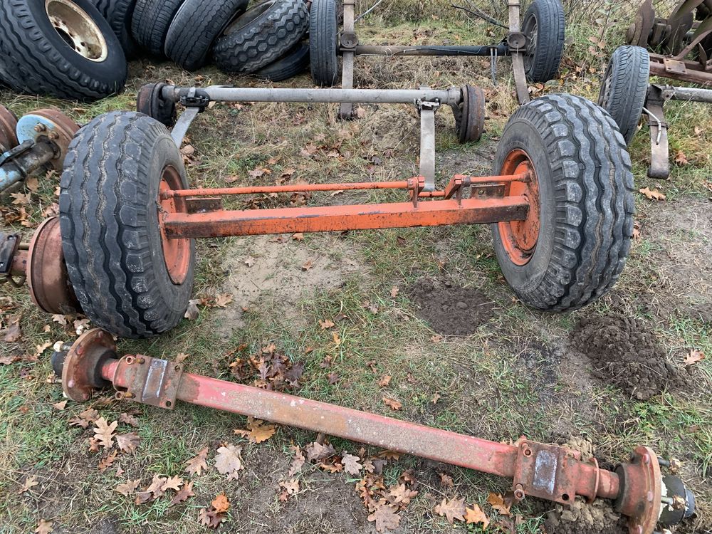 Oś belka przyczepa przyczepka rozrzutnik
