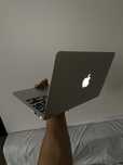 MacBook Air 11 macOS Catalina Core i5
