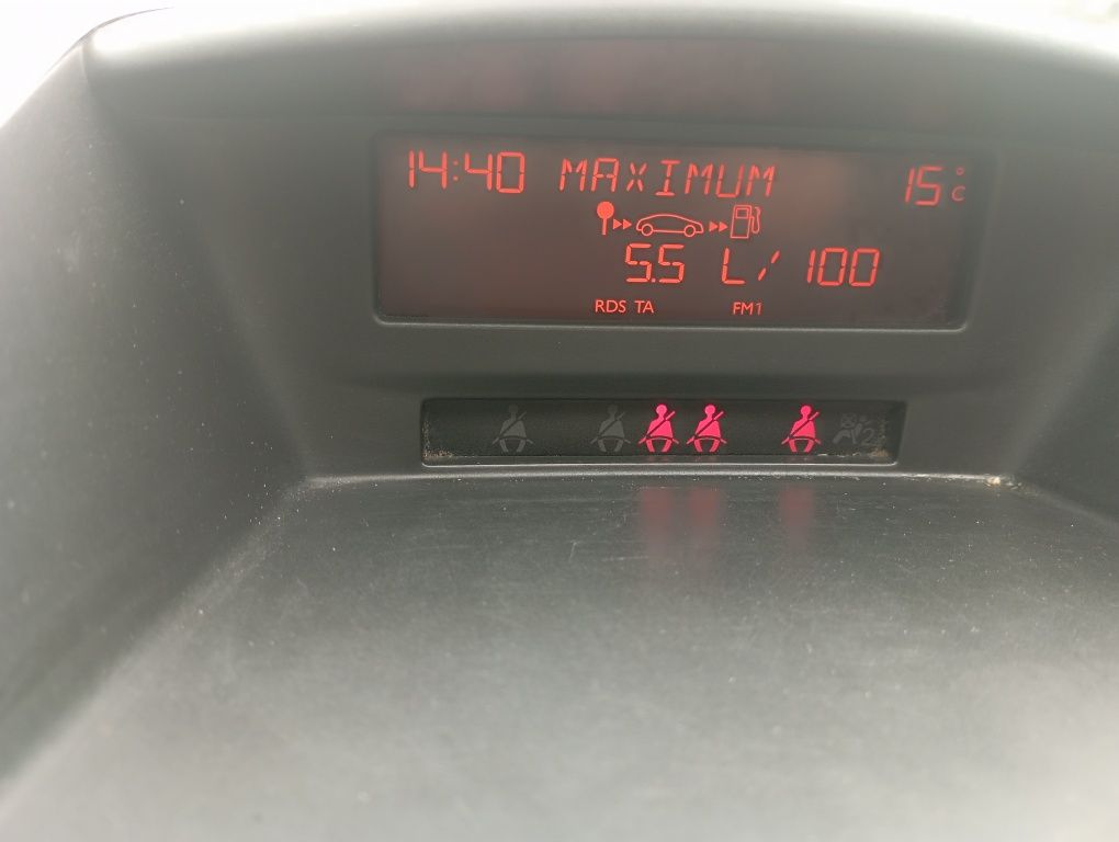 Продам Авто Пежо 207 1.6hdi
