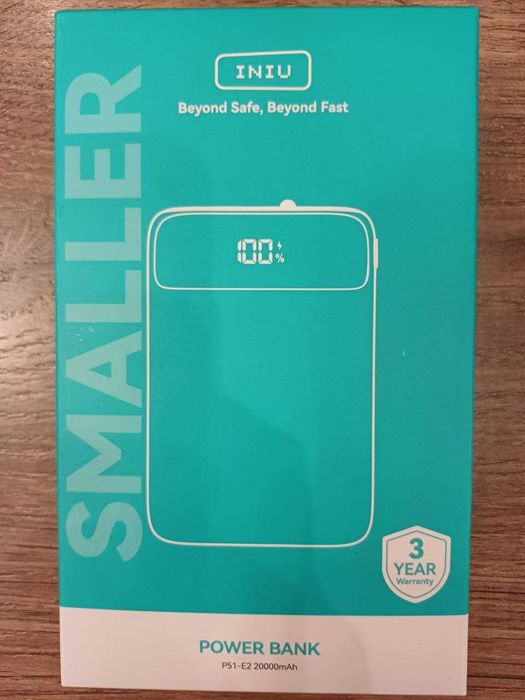 Нова компактна версія PowerBank INIU P51 на 20000 mAh (вага -315 грам)