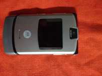 Motorola v3 desbloqueado.