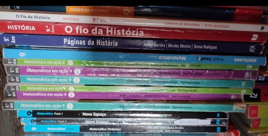 Manuais escolares para 9 ano