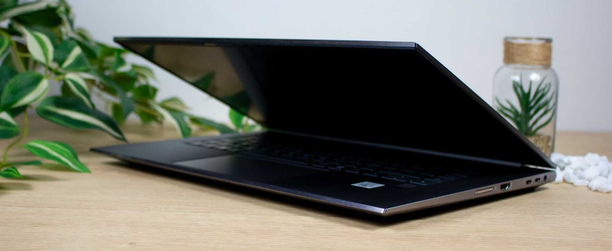 Laptop HP ZBook Studio G8 | i9 - 11950H | Nvidia RTX A2000 | 32 GB RAM