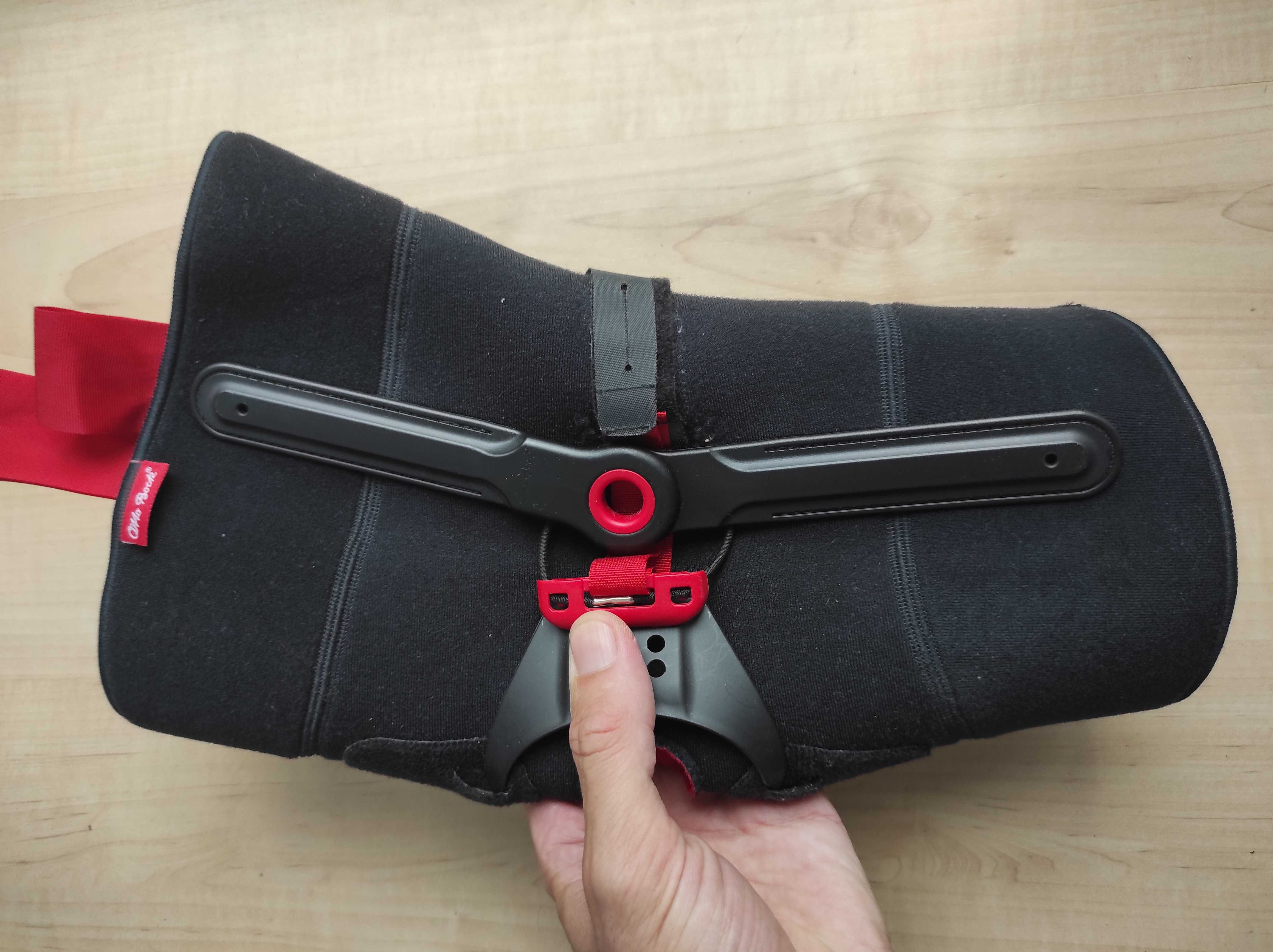 Коленный ортез Otto Bock Patella Pro 8320, левый S, наколенник, бандаж