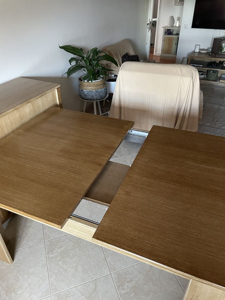 Mesa de madeira extensivel