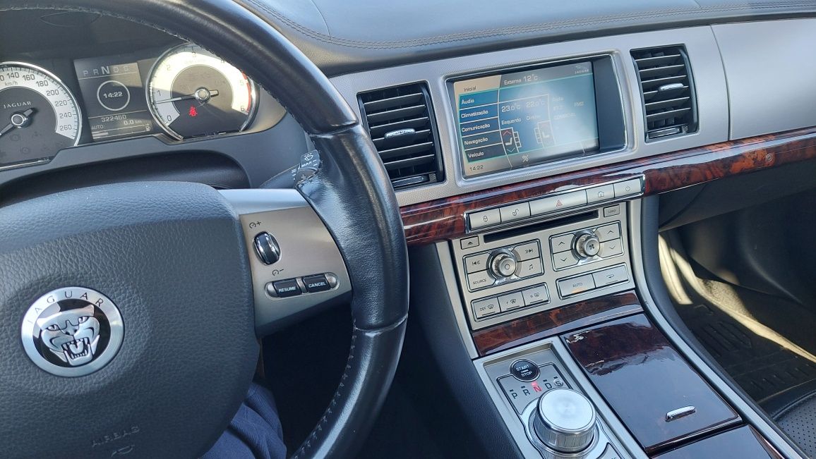 Jaguar XF S 3.0 Diesel V6 275cv