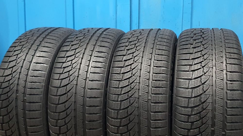 4 x 225/45 R19 Sprzedam opony zimowe Nokian ! Zapraszamy