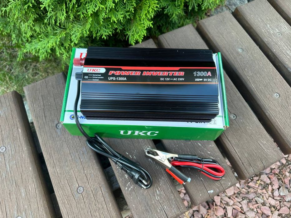 Инвертор/безперебійник, чистий синус/ 1300вт з підзарядкою/ ups