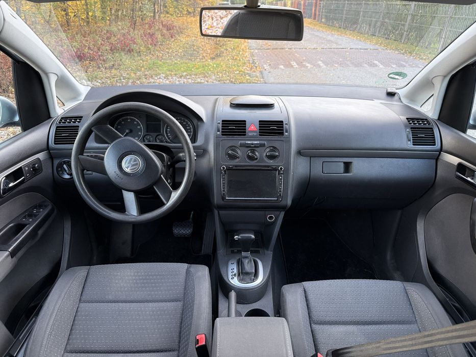 VW Touran 1.6 Benzyna 2006 rok Przebieg 150 tyś km.