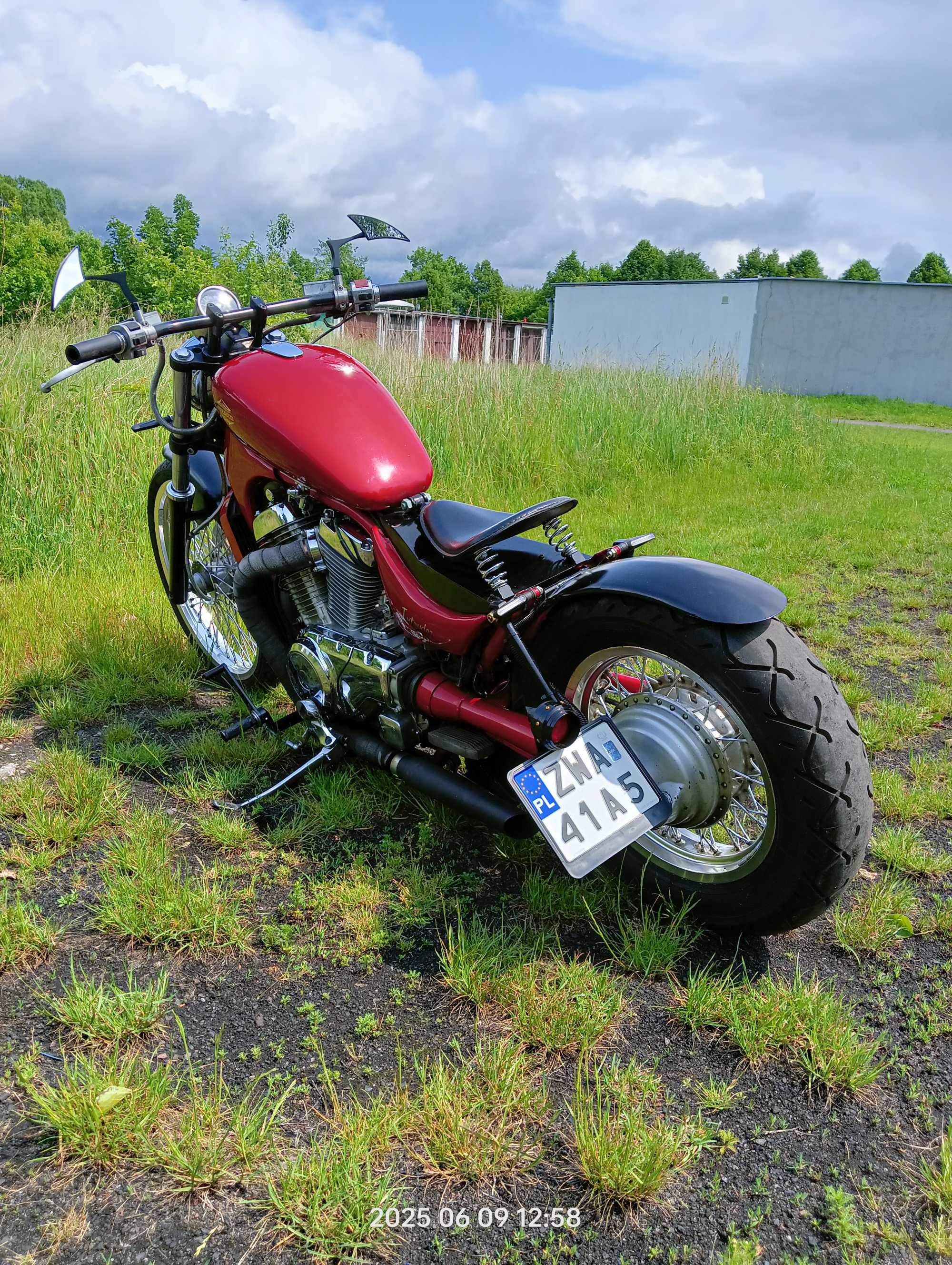 Suzuki Intruder vs 800 bobber