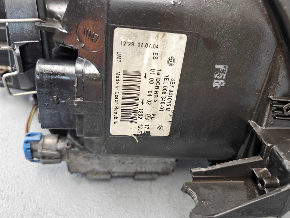 VW Passat B5 Lift Lampa Przód Przednia Xenon Lewa EU Kompletna Ładna