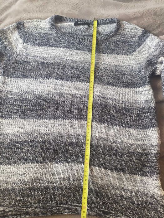 Sweter męski M L Jean Pascale Takko fashion szare pasy okrągły dekolt