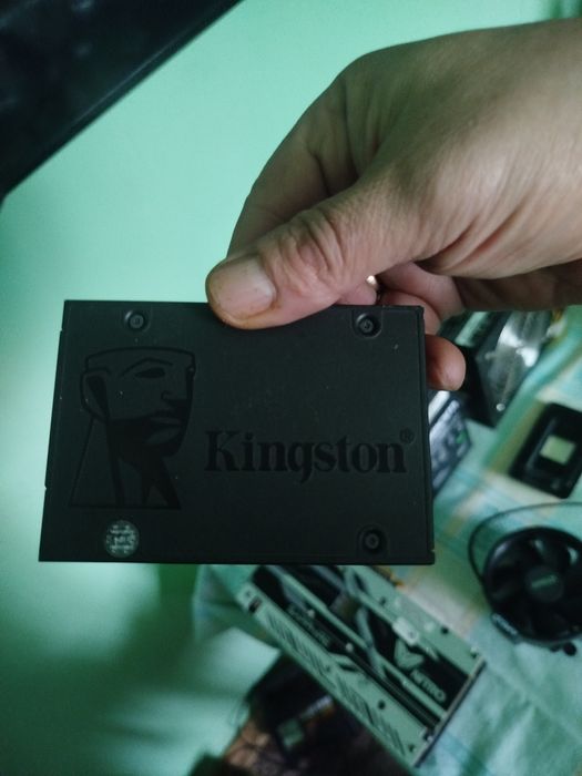 Запчастини до комп'ютера