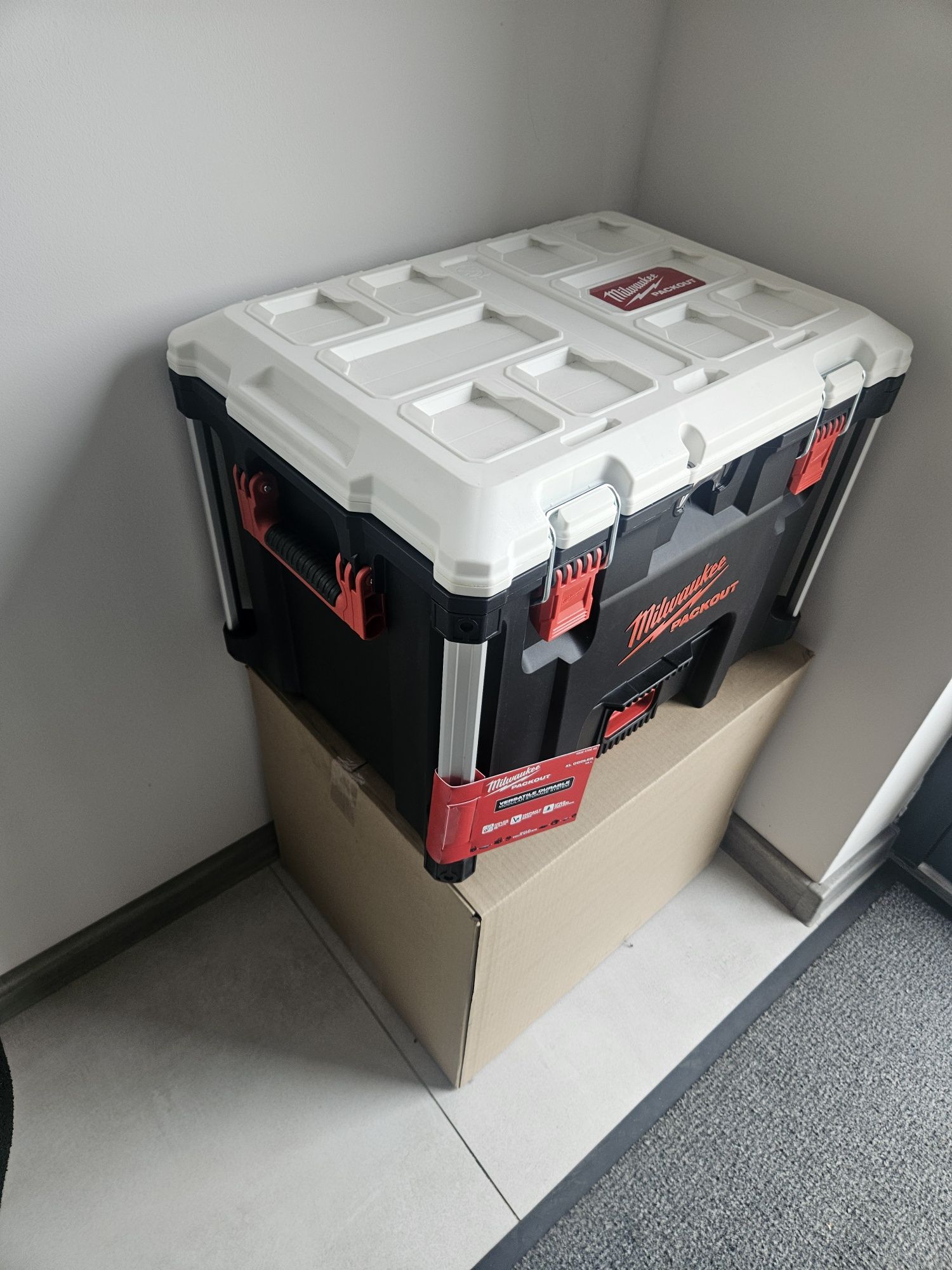 Box lodówka Milwaukee skrzynka narzedziowa