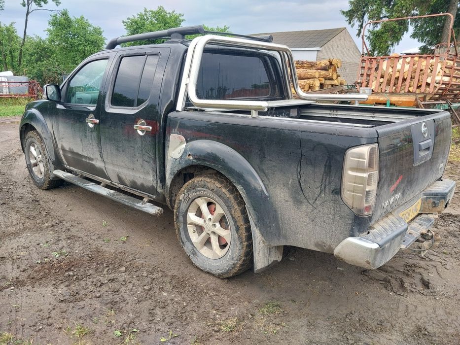 Części nissan navara 2.5 dci 4x4 silnik skrzynia most maska drzwi paka