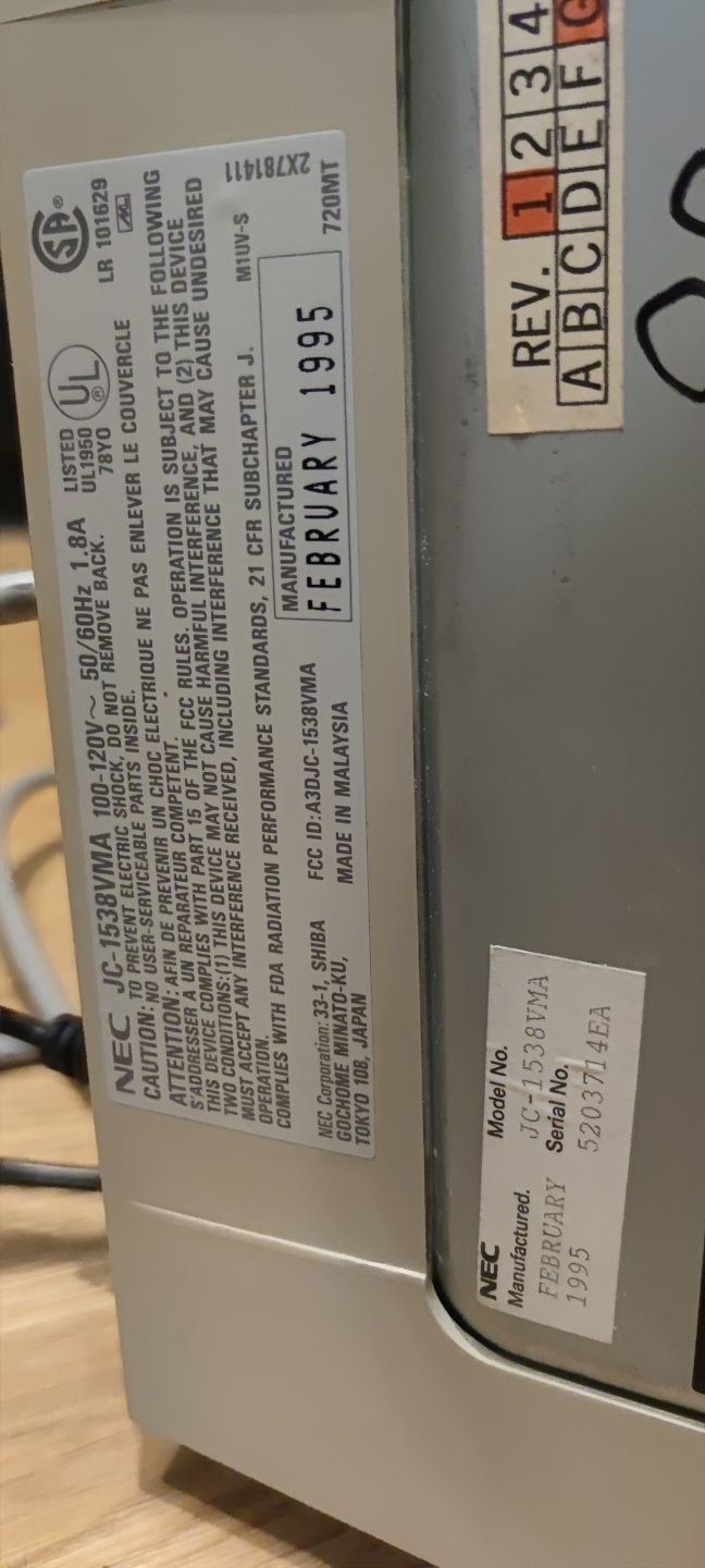 Monitor crt NEC MultiSync XV15 Rocznik 1995