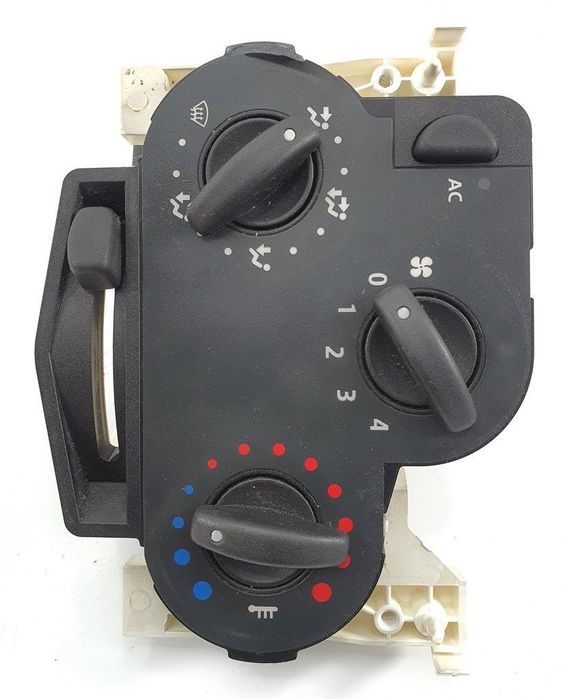 PANEL STEROWANIA NAWIEWEM DACIA LOGAN MCV I