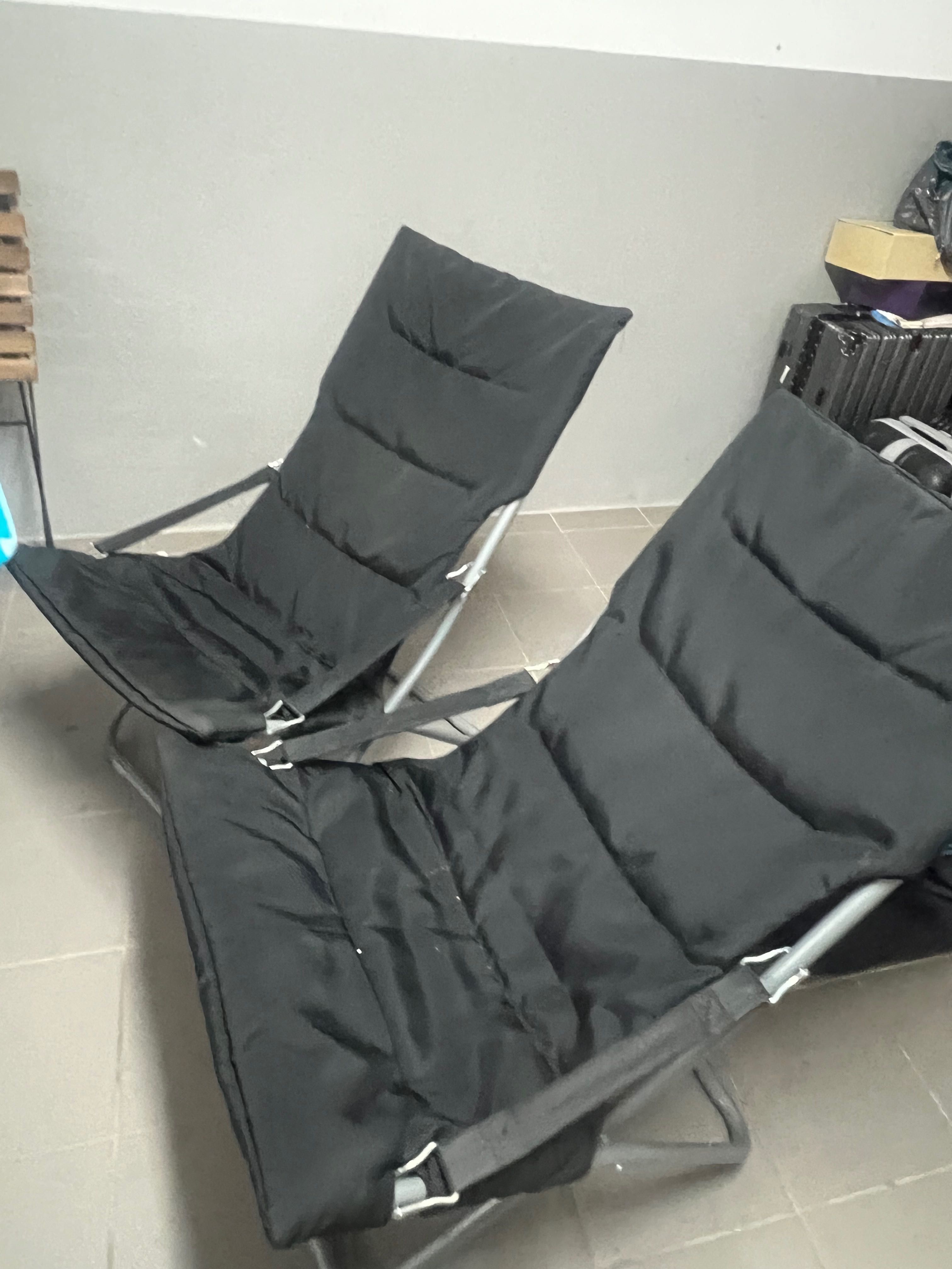 Conjunto mesa Bistrô Ikea e outras cadeiras