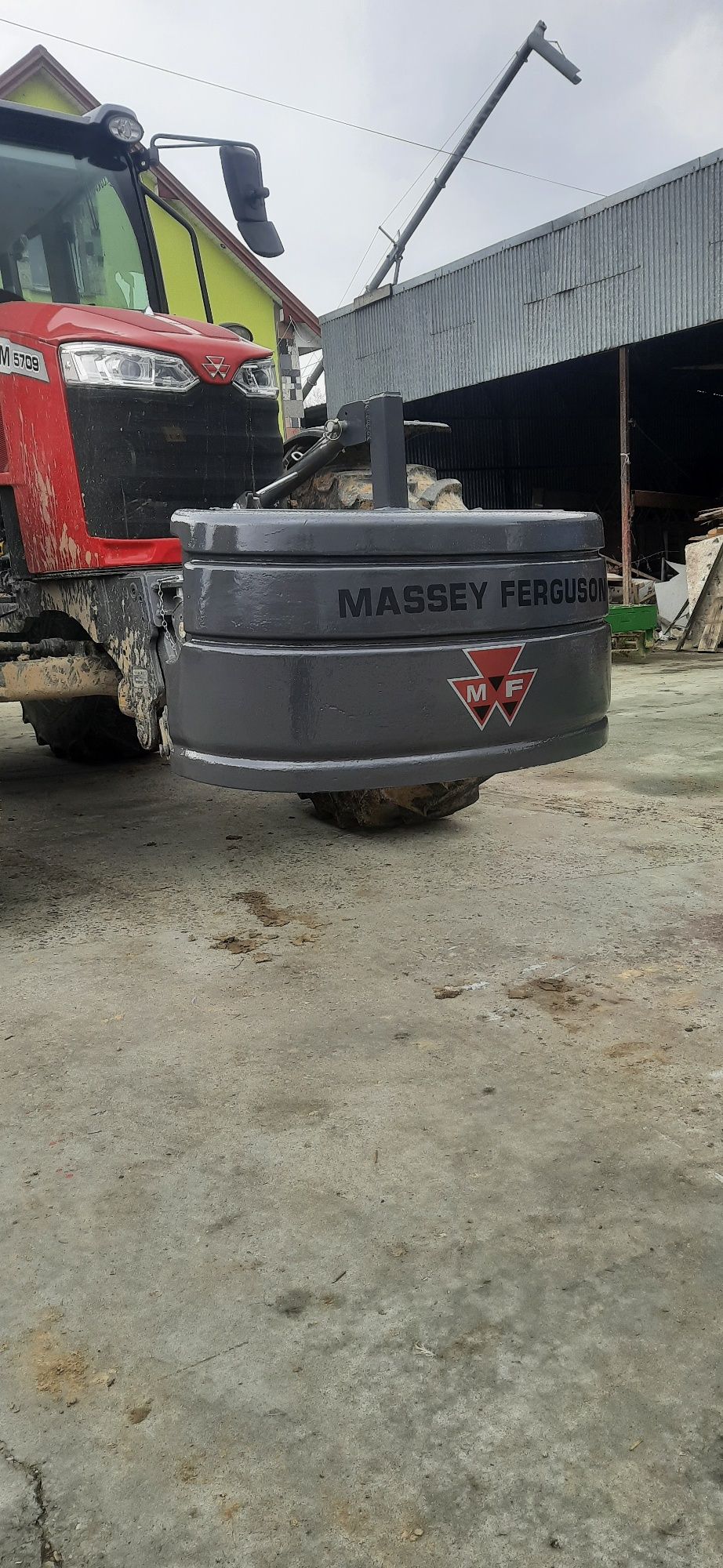 Balast zeliwny obciążnik odwaznik massey ferguson