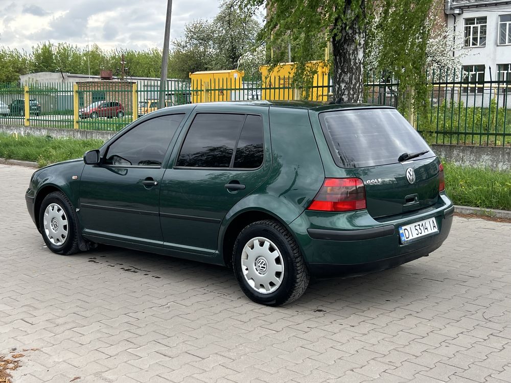 Volkswagen Golf 4