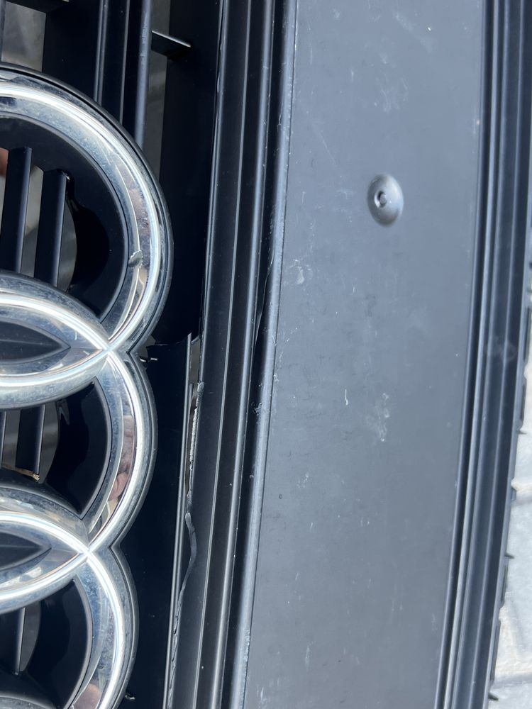 Grill atrapa Audi A4 B9