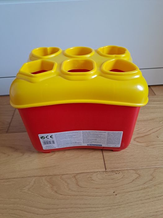 Wiaderko kształtów baby clemmy clementoni