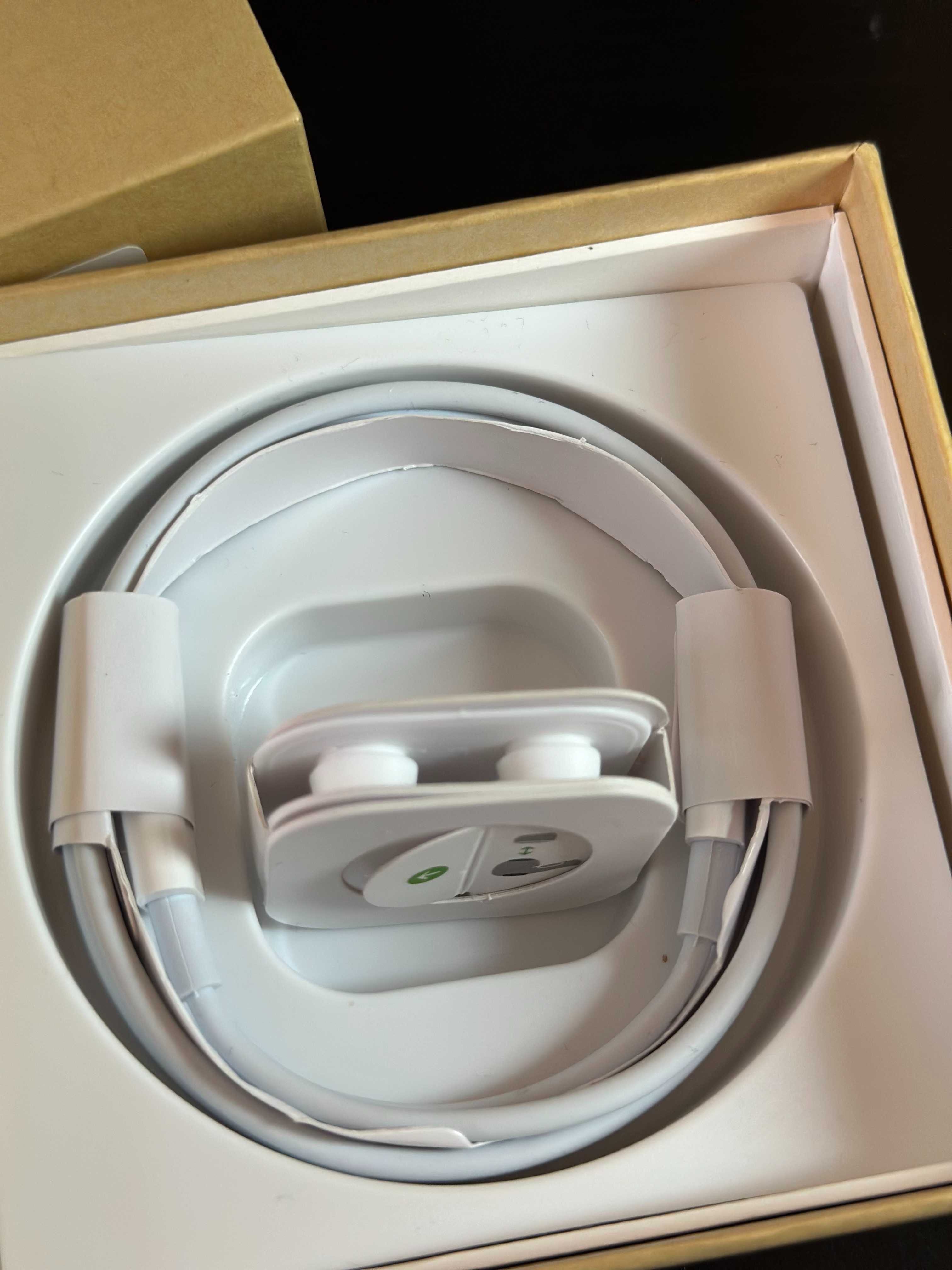Apple AirPods Pro, 1 покоління з MagSafe (2021, оригінал)
