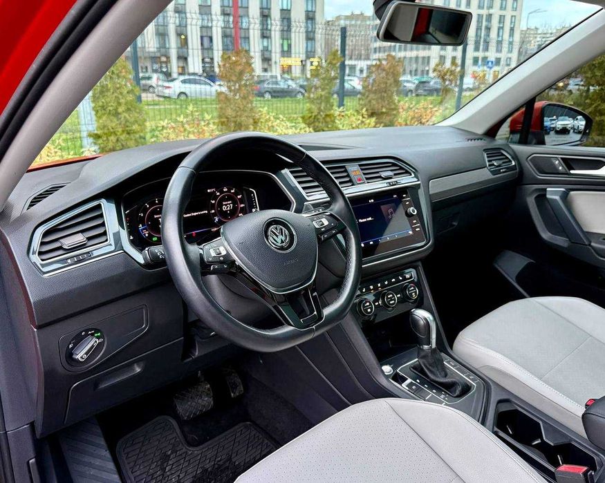 Volkswagen Tiguan SEL
