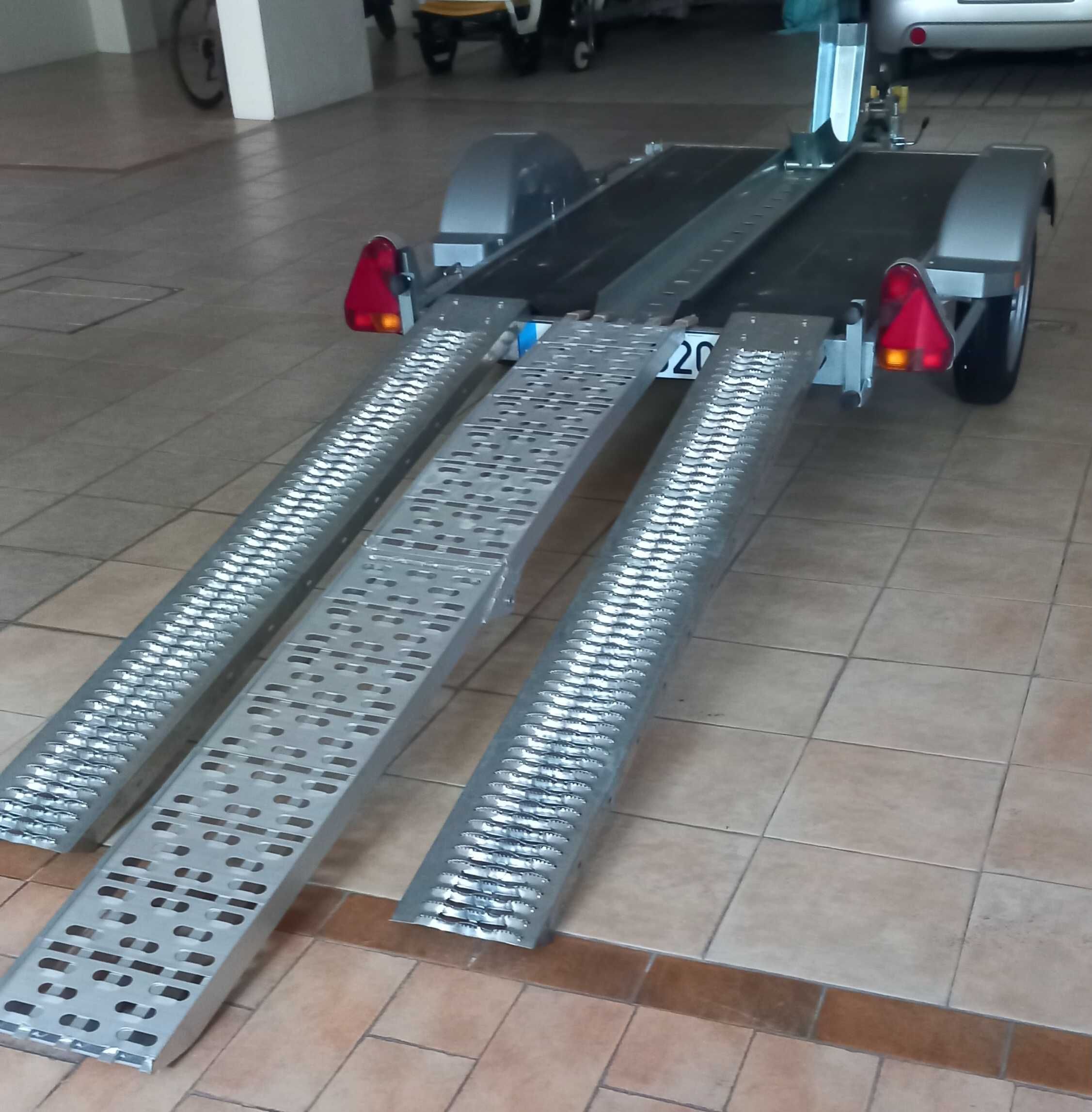 Reboque para moto ou quad como novo