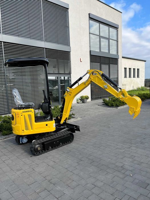 Rozsuwane gąsienice i Ruchome ramie GG800NX mini koparka minikoparka