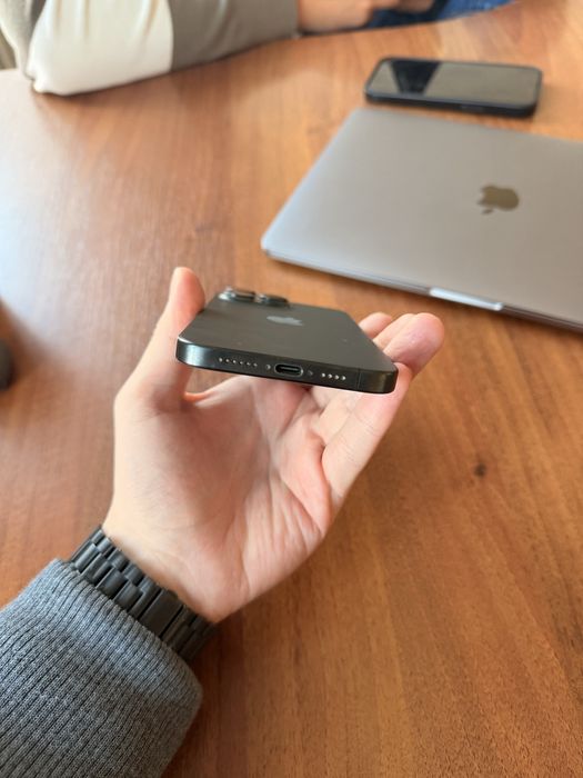 Iphone 15 Pro Max 256 gb + аксессуары