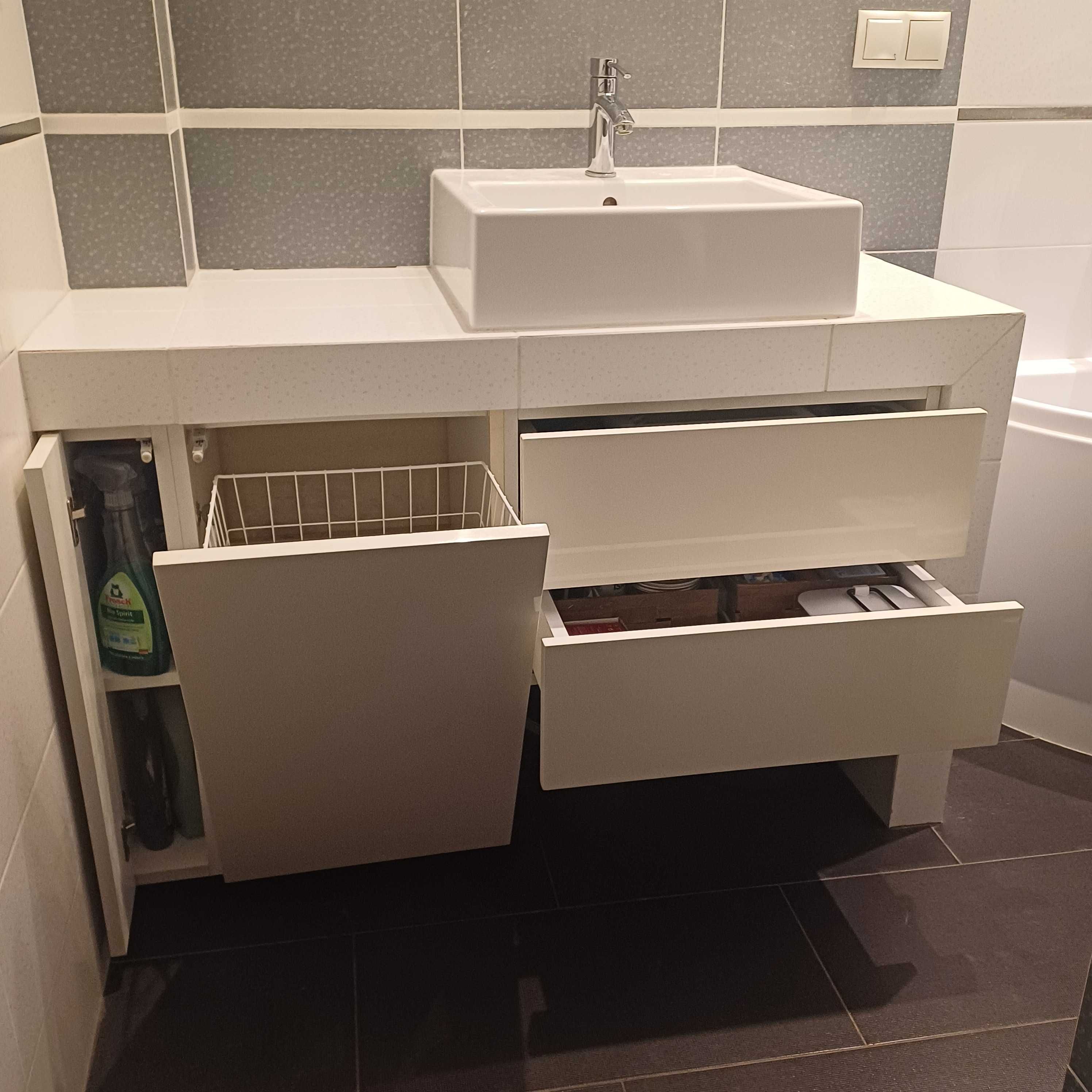 Szafki łazienkowe pod umywalkę -komplet
