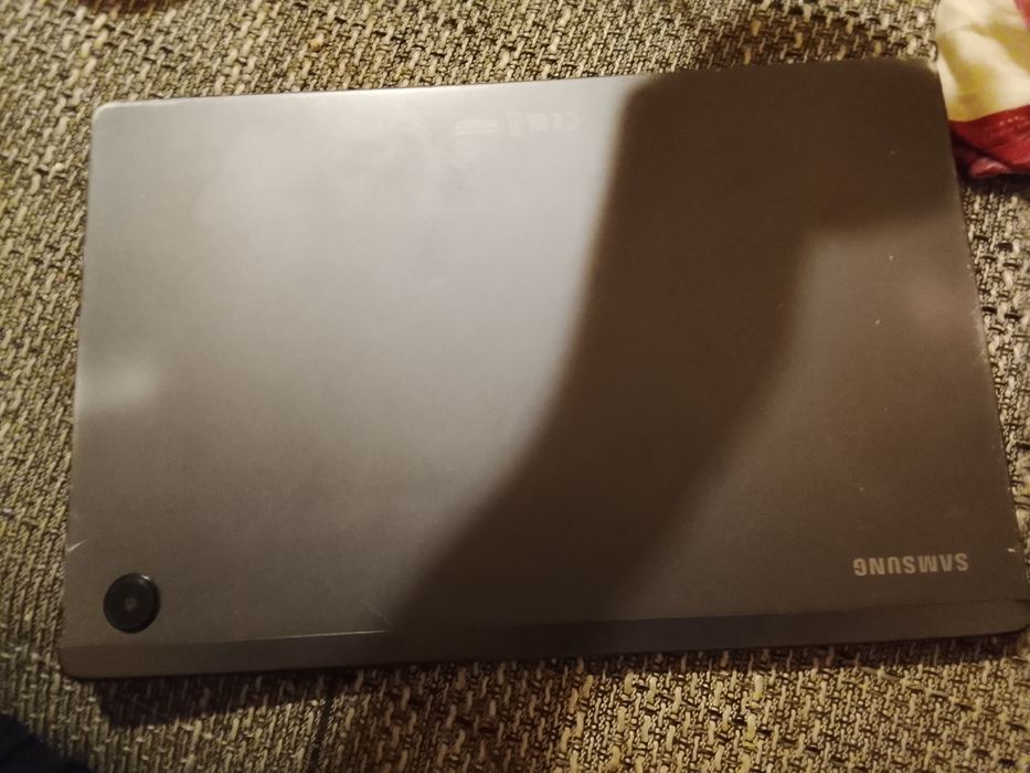 Samsung Планшет название не помню